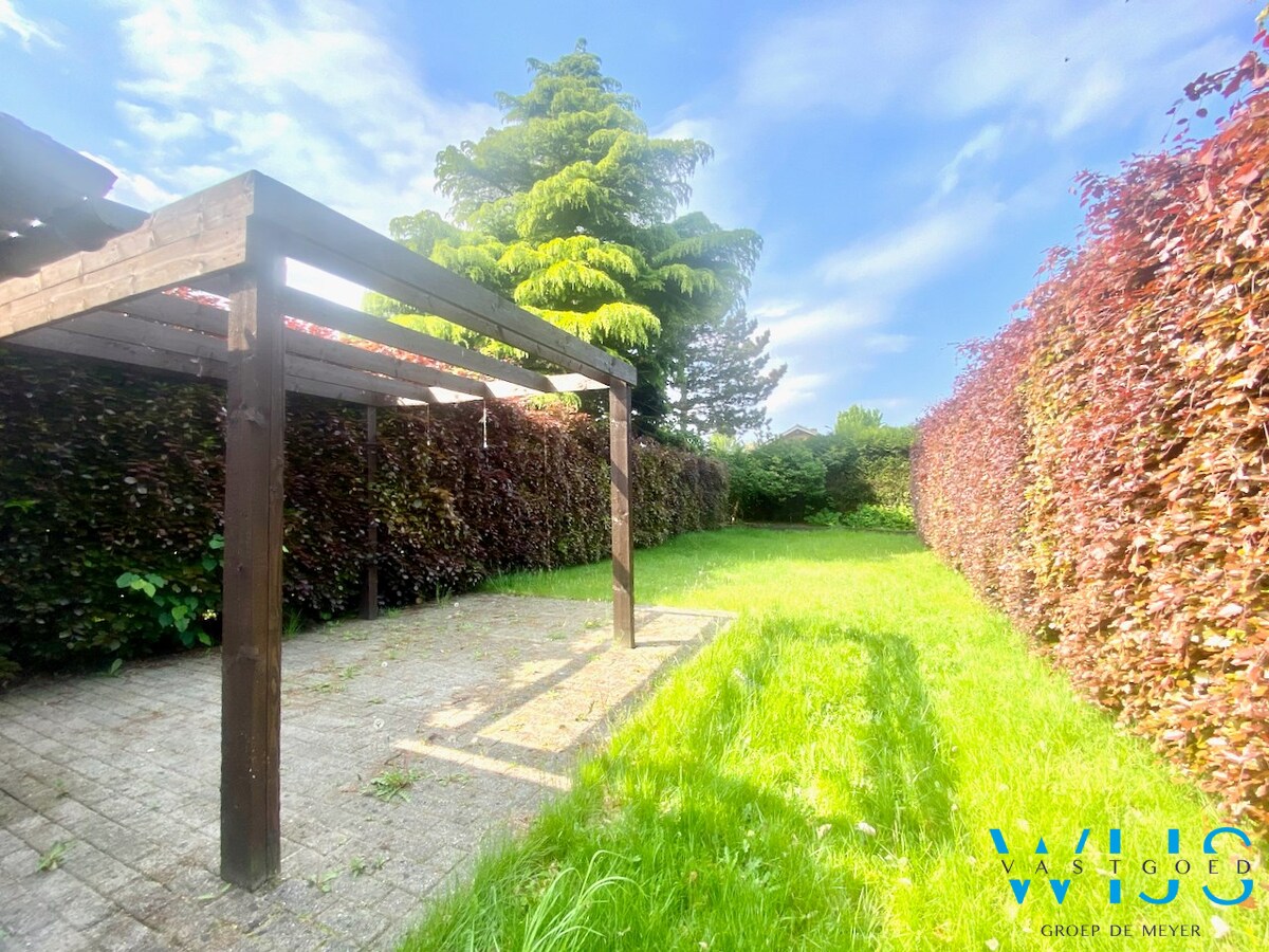 Woonhuis met 2 slaapkamers te Ertvelde ! 