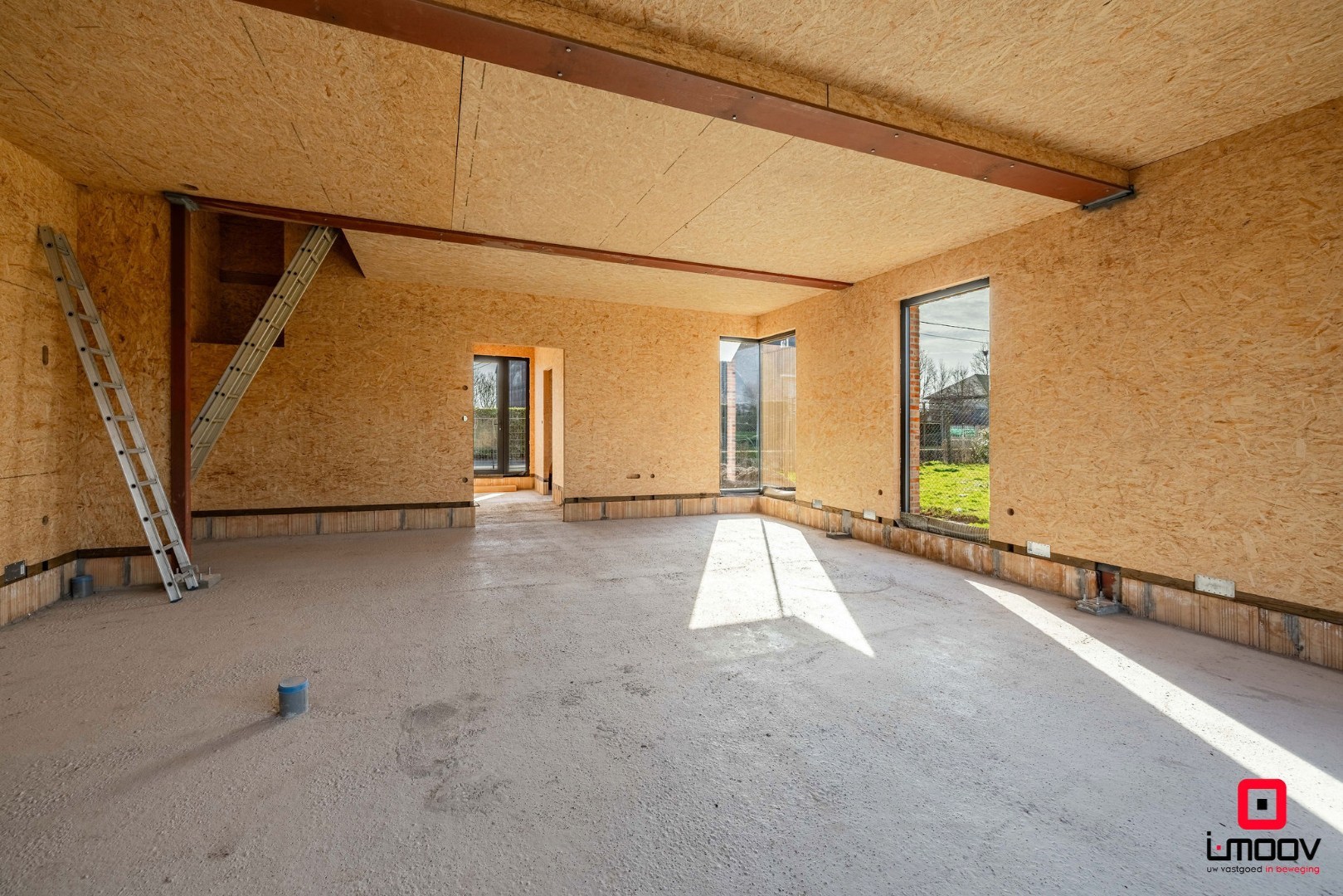 Exclusieve casco woning met 5 slaapkamers en royale tuin in Kruibeke, vlak bij Antwerpen 