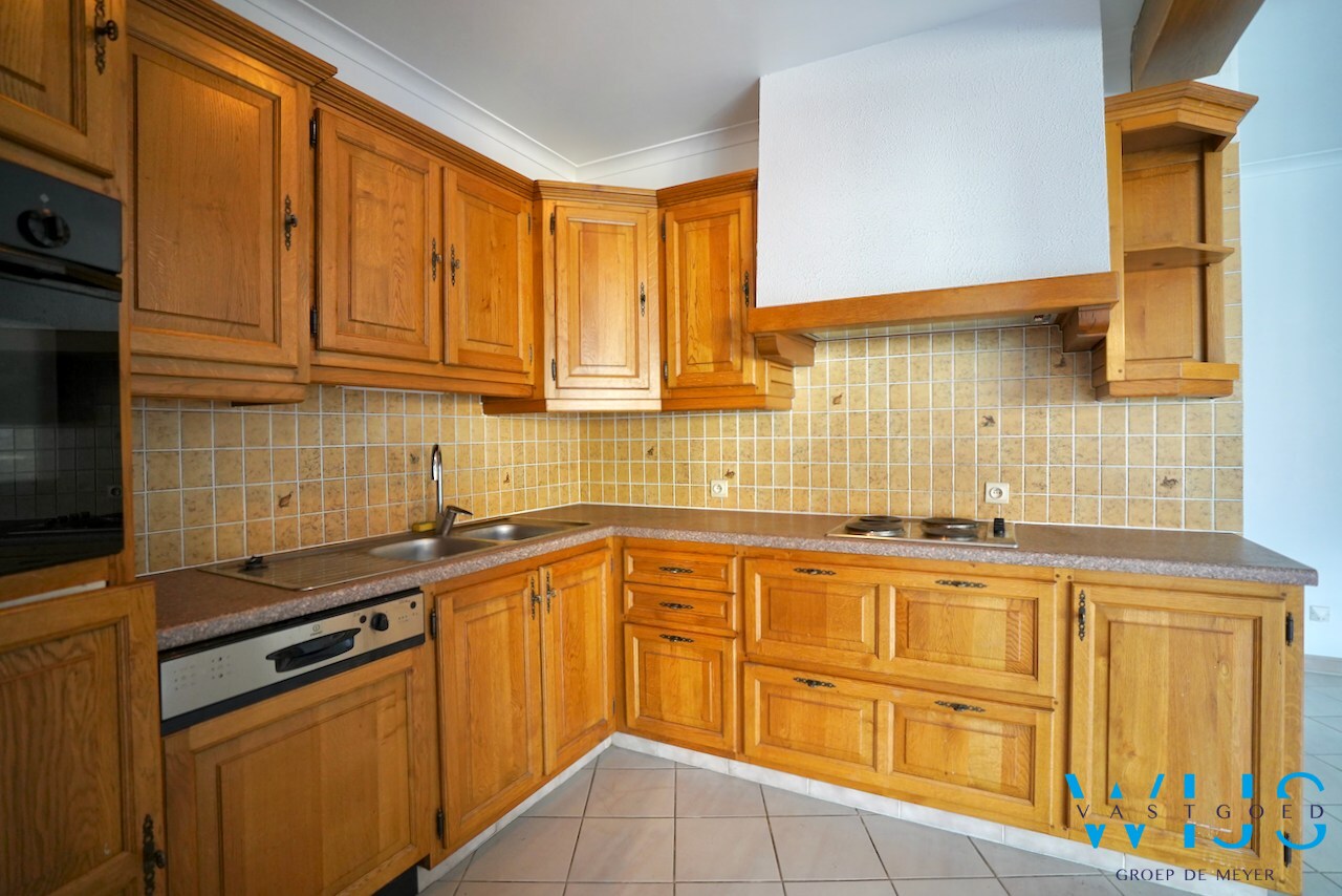 Instapklaar tweeslaapkamer appartement te Gent ! 