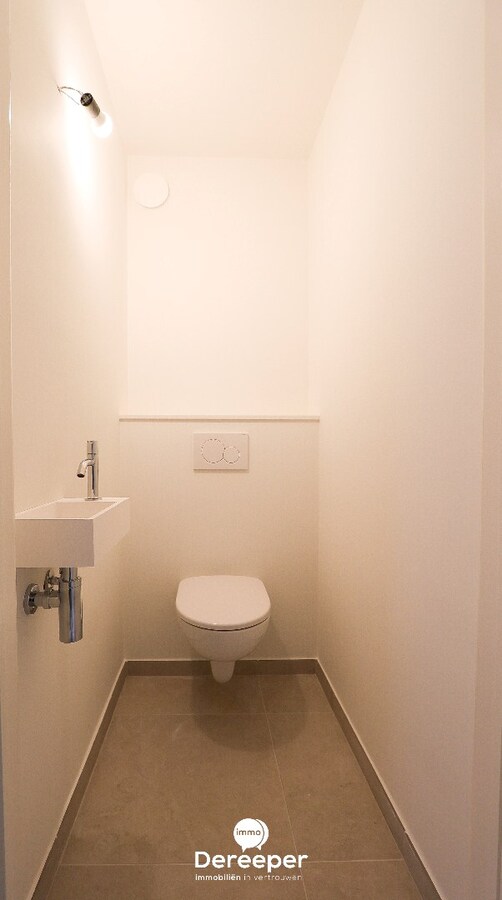 Prachtig gerenoveerd appartement op toplocatie in Assebroek 