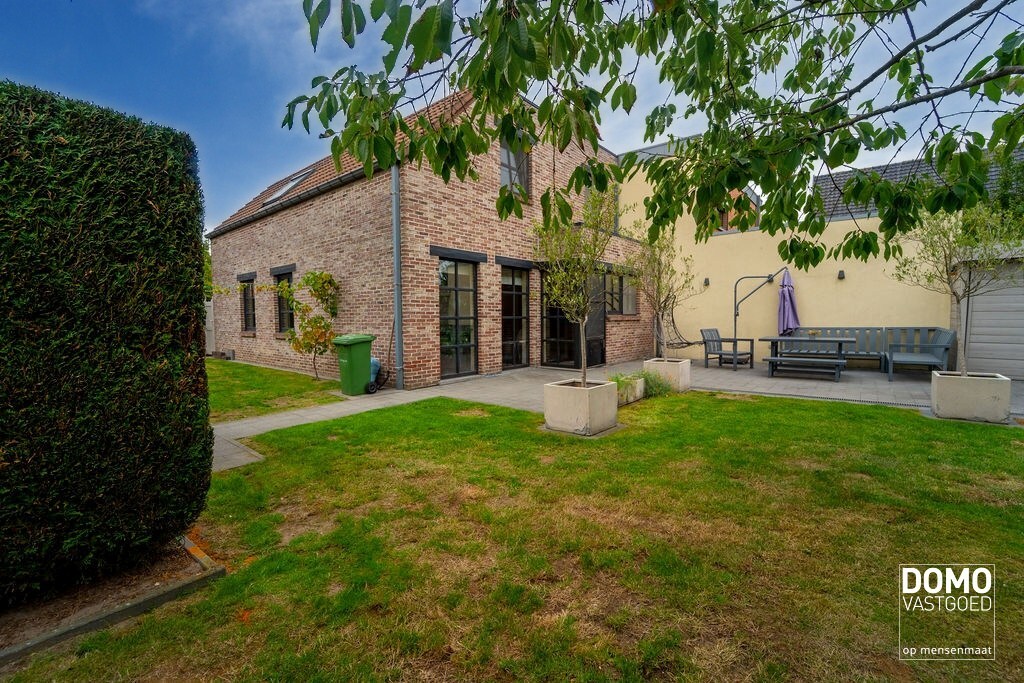 Half open bebouwing te Tuilt 