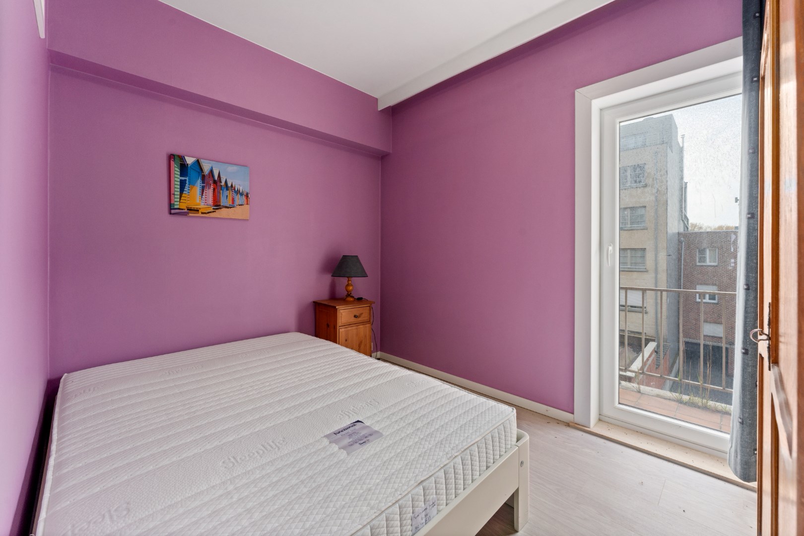 Appartement spacieux avec 3 chambres sur le Zeedijk 