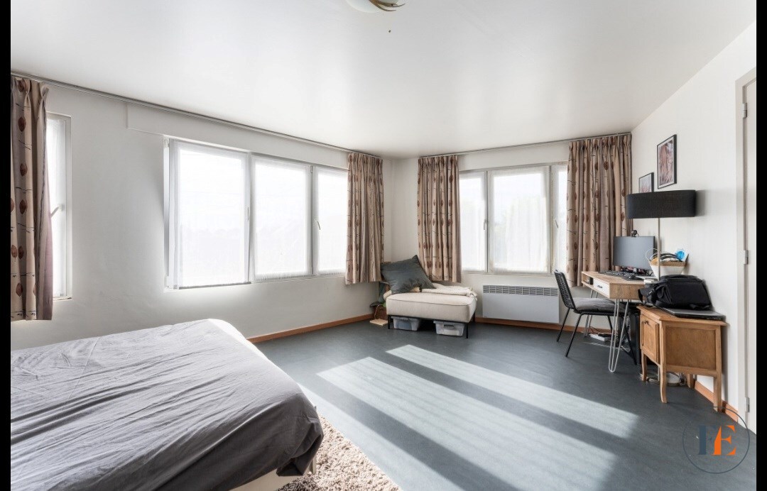 Gezellige hoekwoning in het centrum van Destelbergen. 