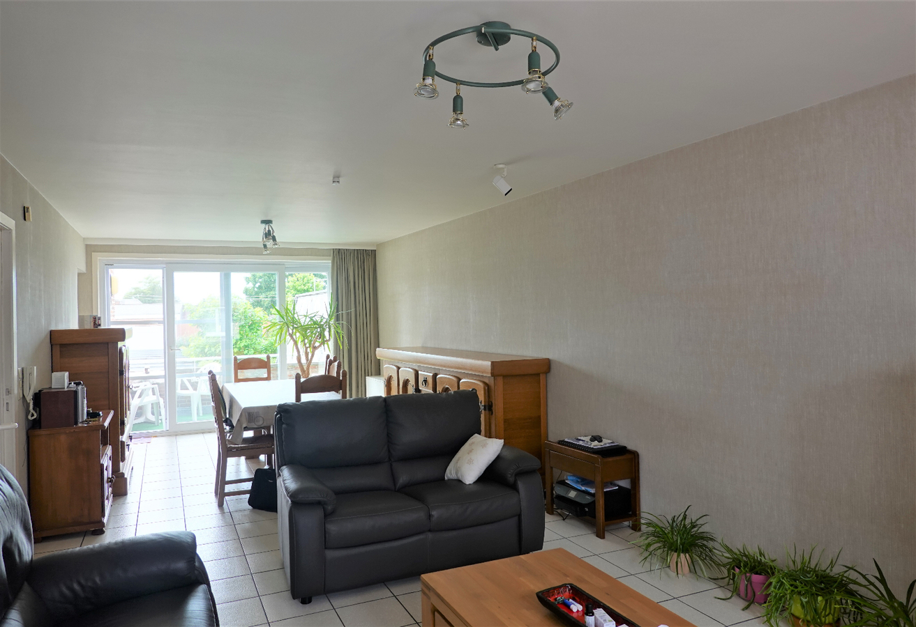 Duplexappartement in centrum Gistel met garage 