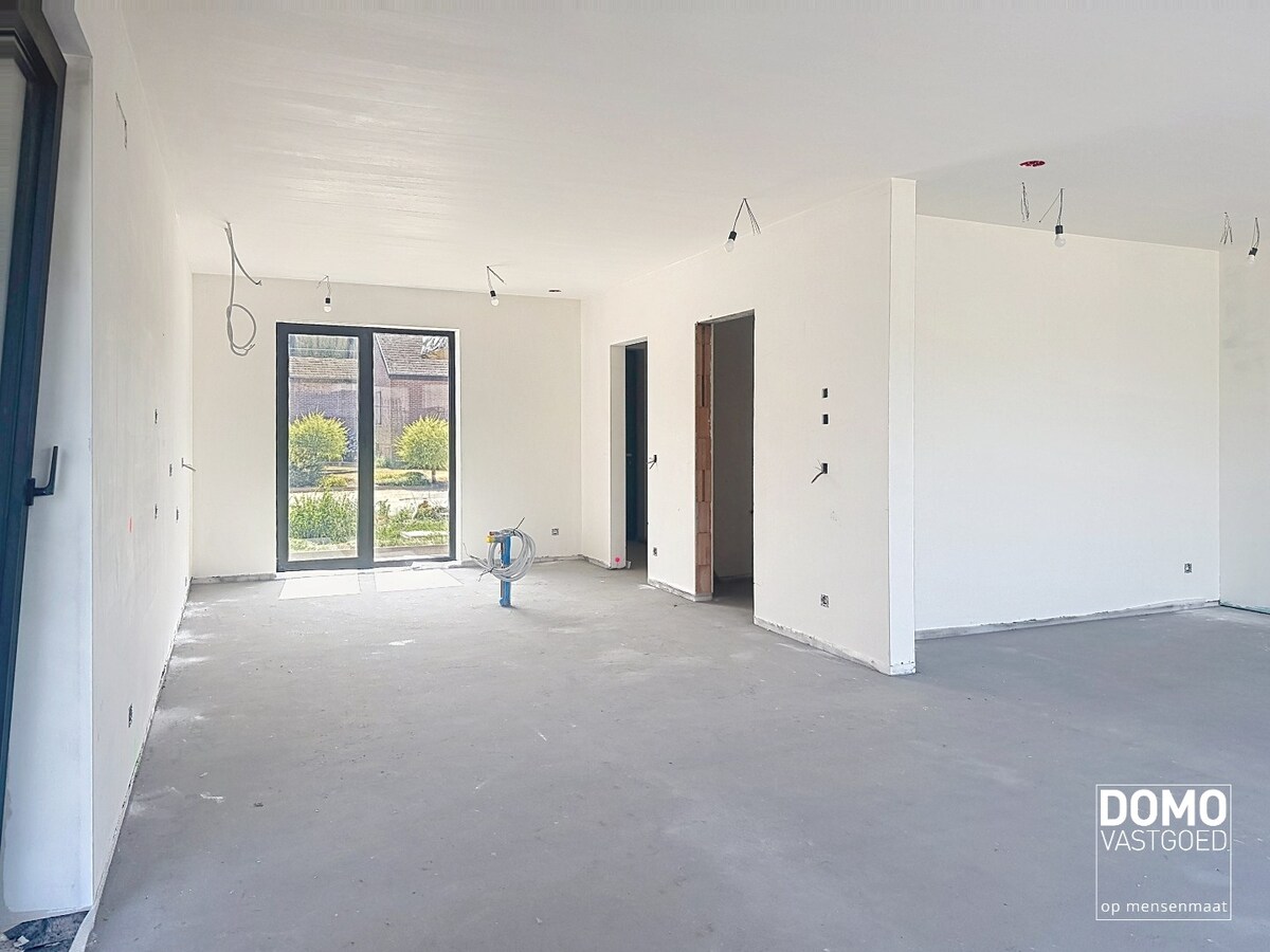 EXCLUSIEVE ENERGIEARME NIEUWBOUWWONGINGEN MET 4 SLAAPKAMERS, TUIN &amp; CARPORT IN HARTJE KERMT (HASSELT) 
