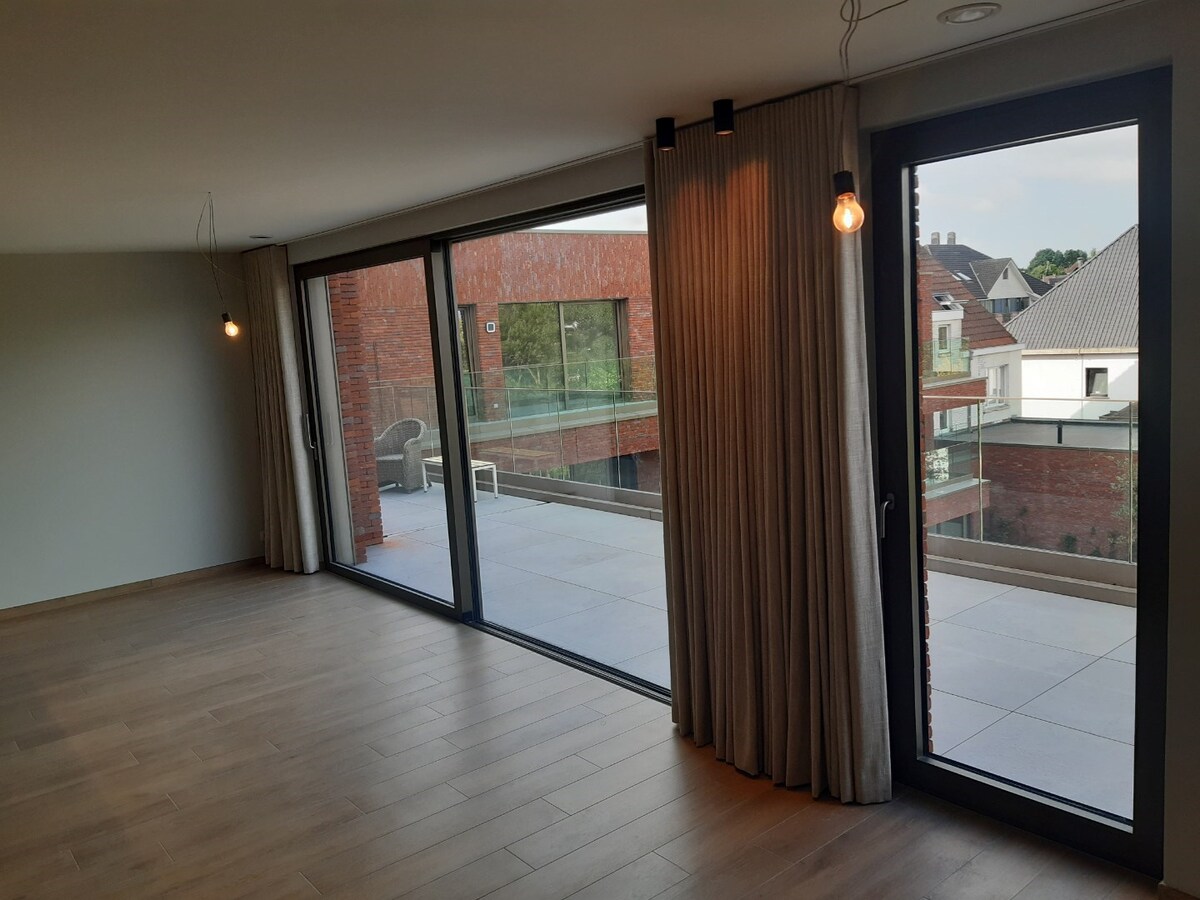 Luxueus wonen in hartje Merelbeke. 