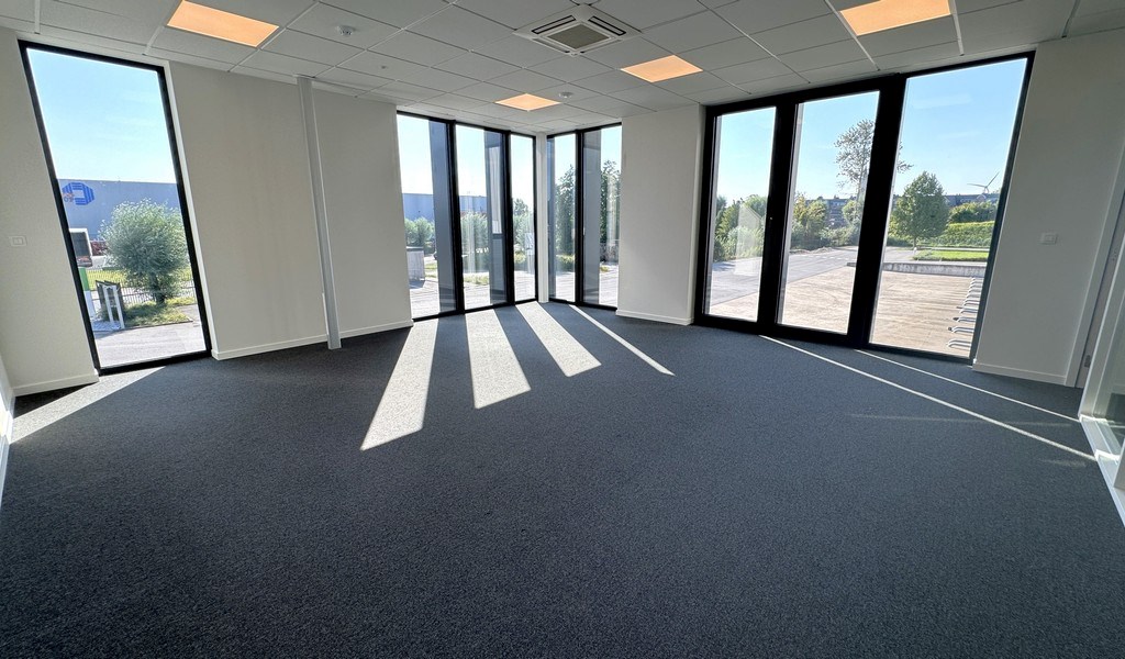 Logistieke loodsen te huur in Canal Logistics Centre Willebroek