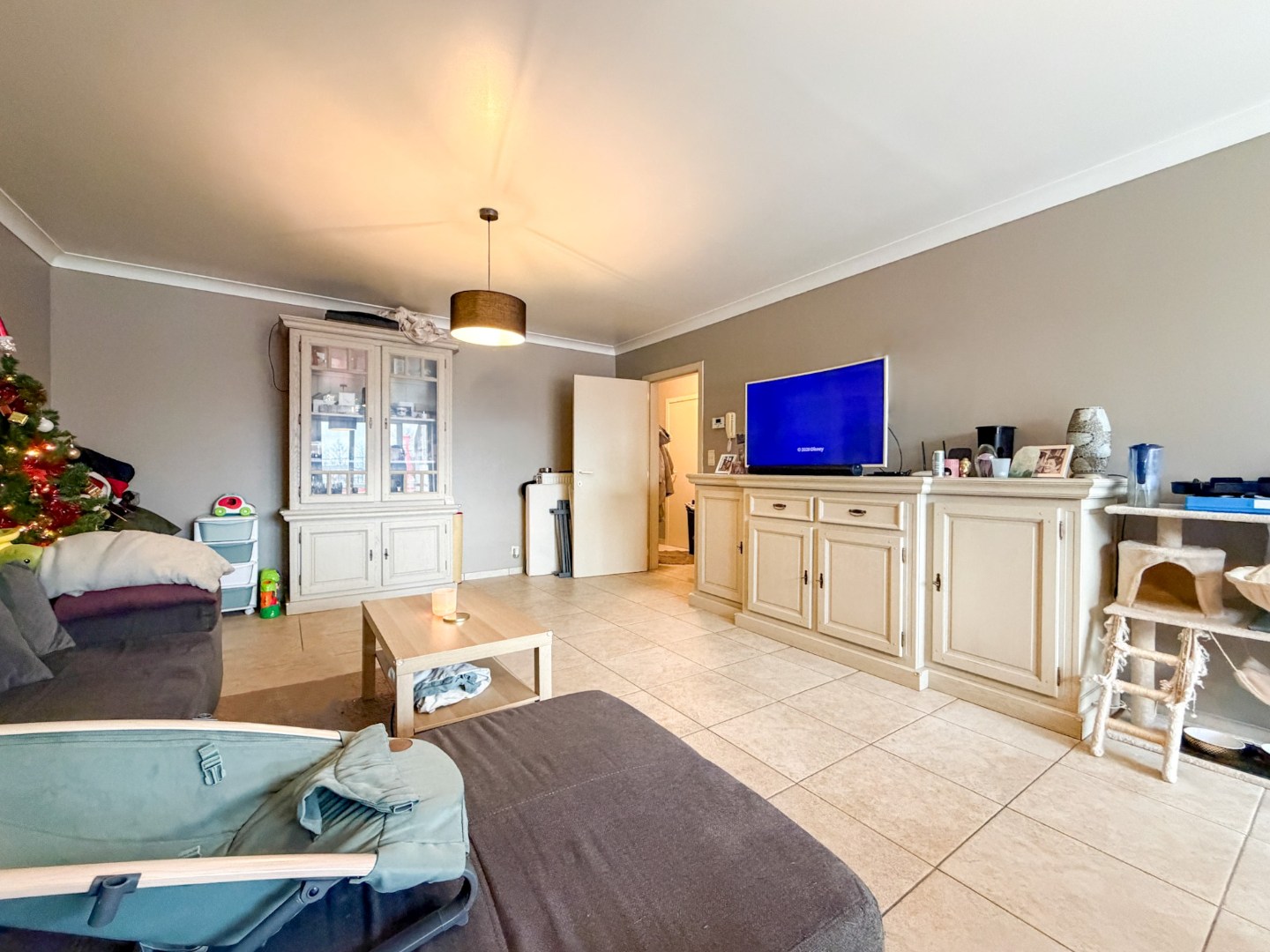 Energiezuinig 2-slp appartement (88 m²) met groot terras, Eernegem. 