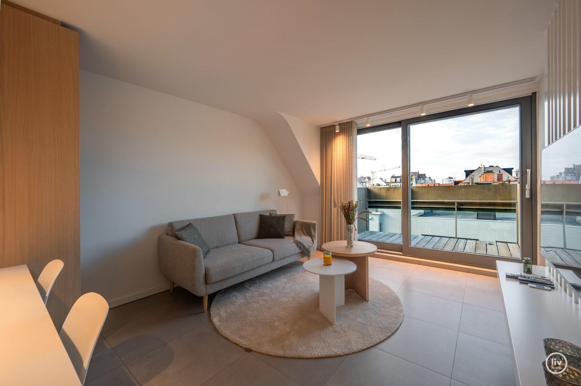 Stijlvolle en instapklare duplex met 2 ruime slaapkamers nabij het Rubensplein 