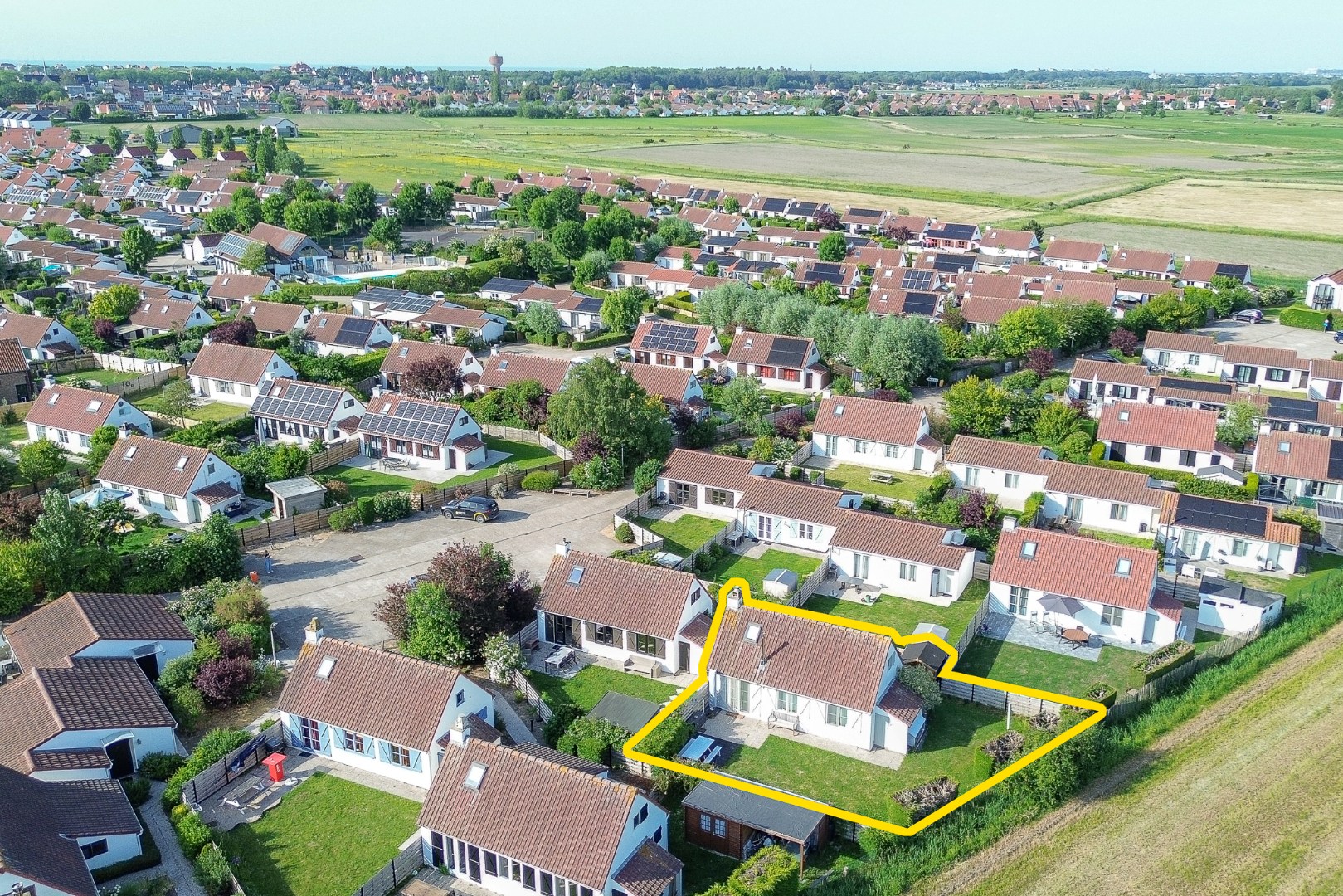 Charmant vissershuisje met 3 slaapkamers en prachtig open polderzicht 