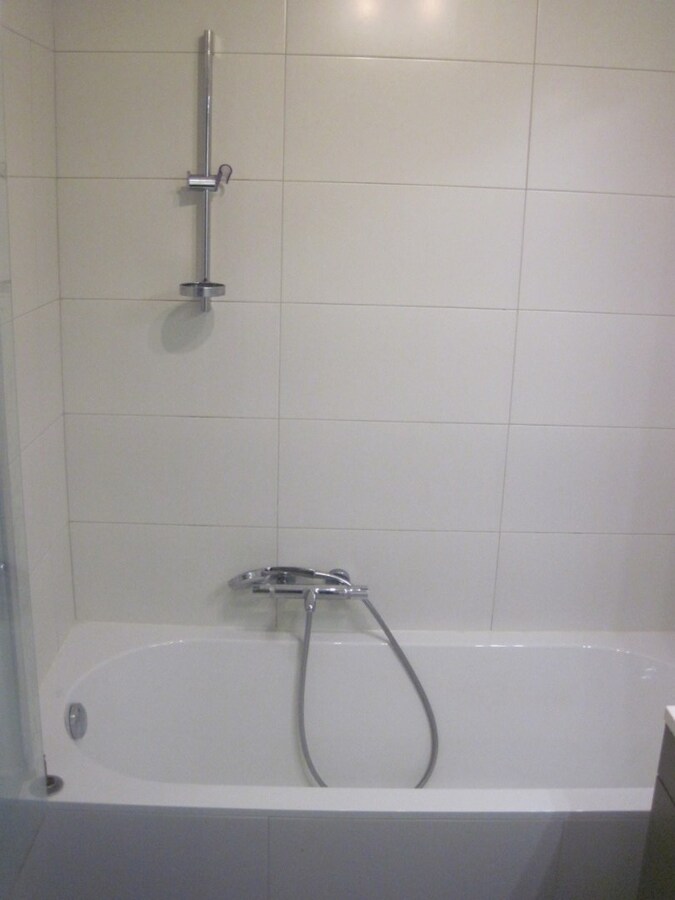 Modern, eigentijds BEN appartement . 