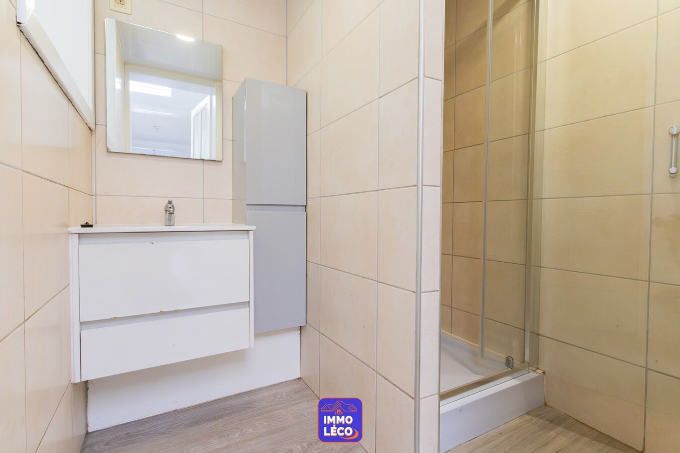 Maison avec jardin, située à deux pas du parc de Mouscron. 