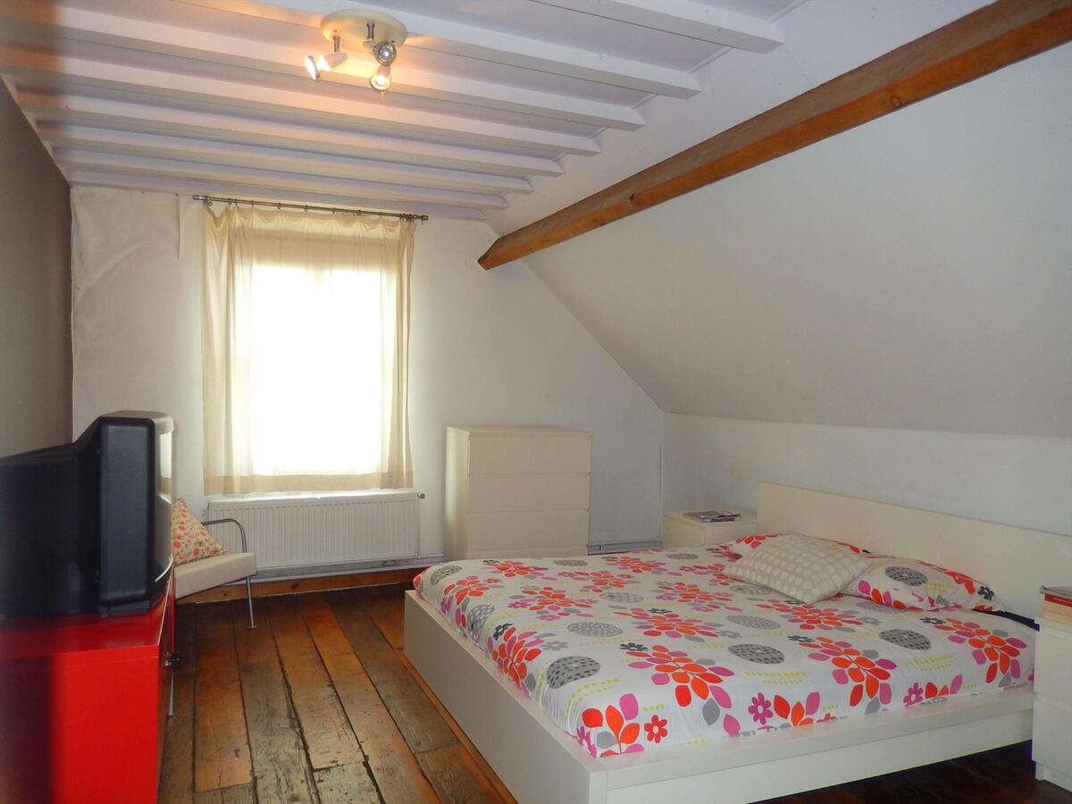 Charmante woning met tuin, garage en carport te Zuienkerke 