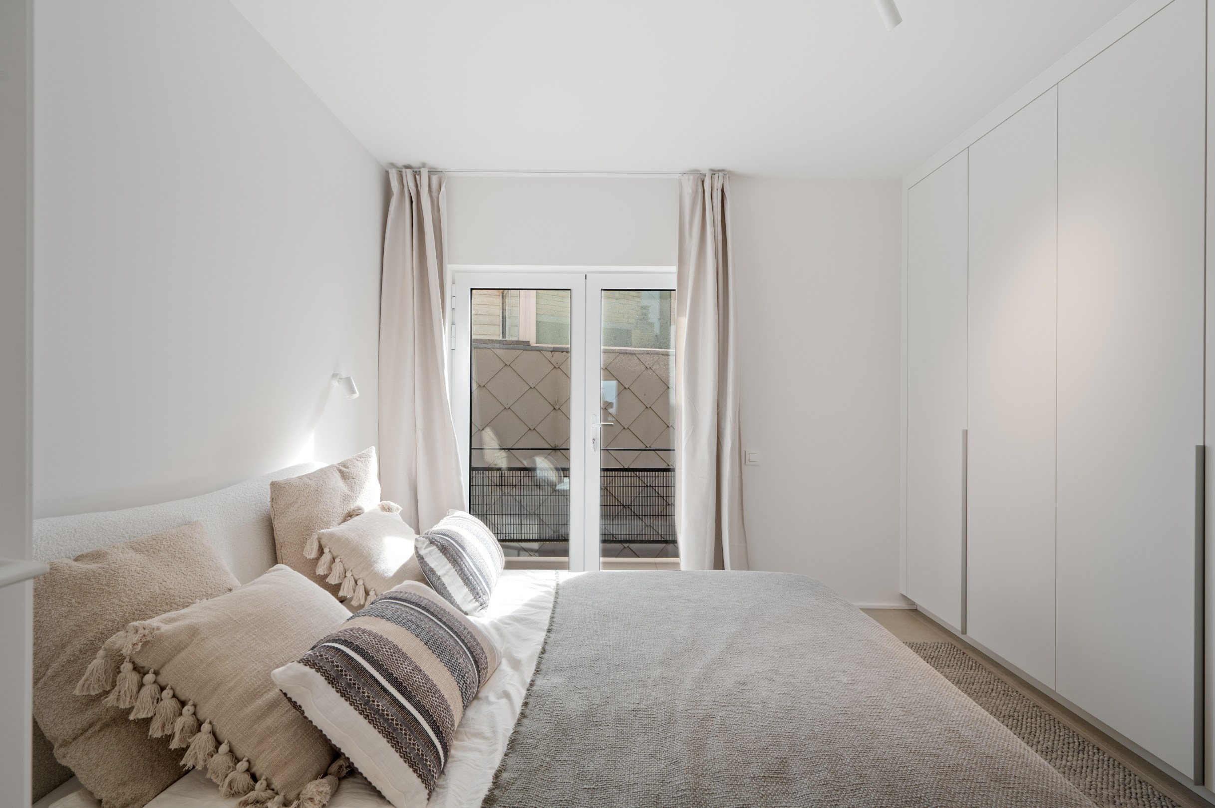 Appartement de vacances confortable et magnifiquement rénové avec vue frontale sur la mer, situé près de la place Rubens. 