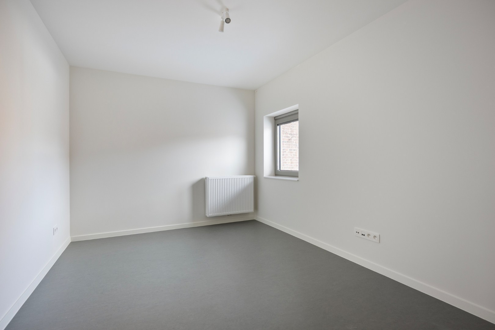 Parel met garage en stadstuin te huur in het centrum van Geel 