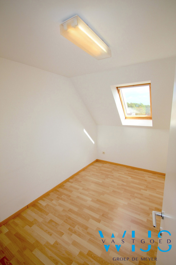 Ruim 3 slaapkamer appartement CENTRUM ERTVELDE 