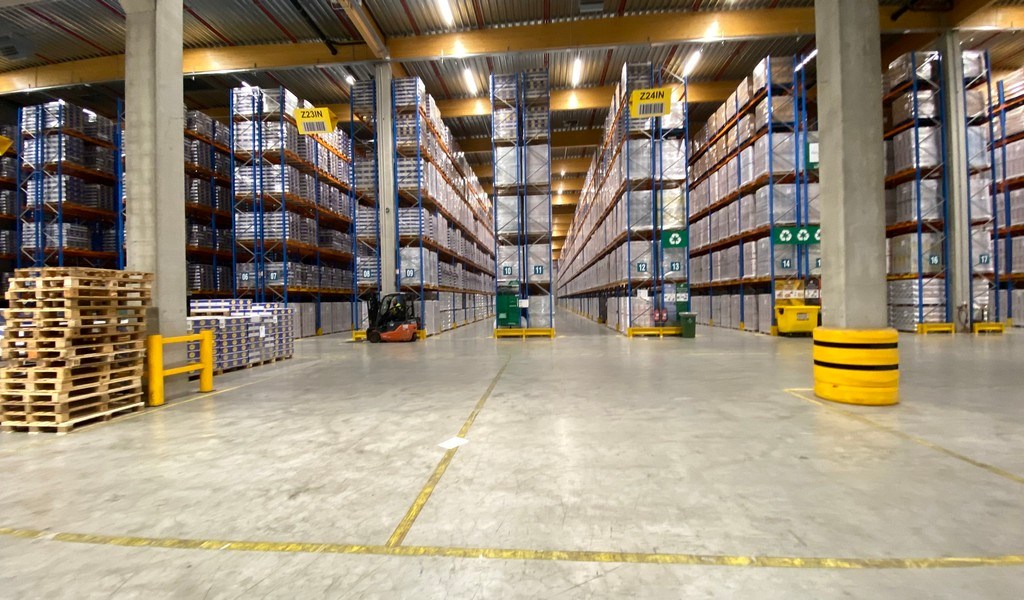 Recent logistiek magazijn te huur in IZ De Hulst Willebroek