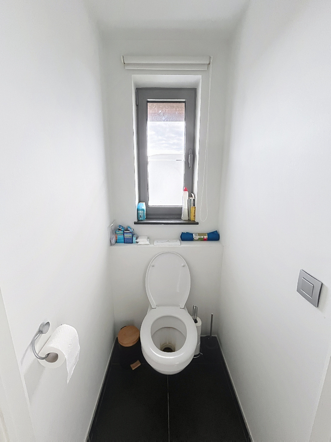 Instapklare halfopen woning met tuin 