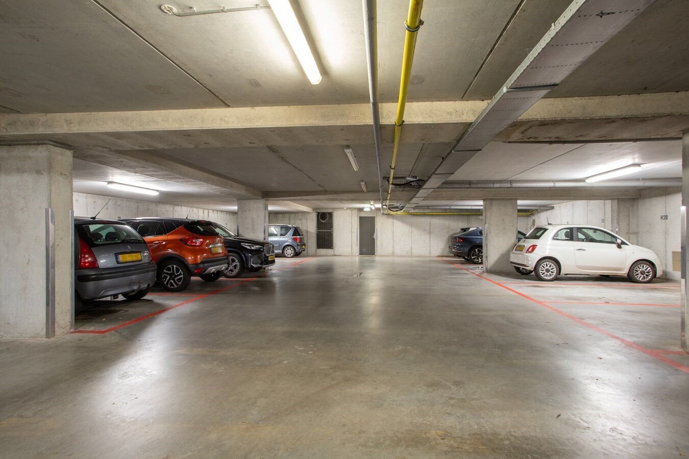 Op de tweede verdieping van appartementencomplex Molenstaete in Lieshout gelegen royaal appartement (2 slaapkamers). 