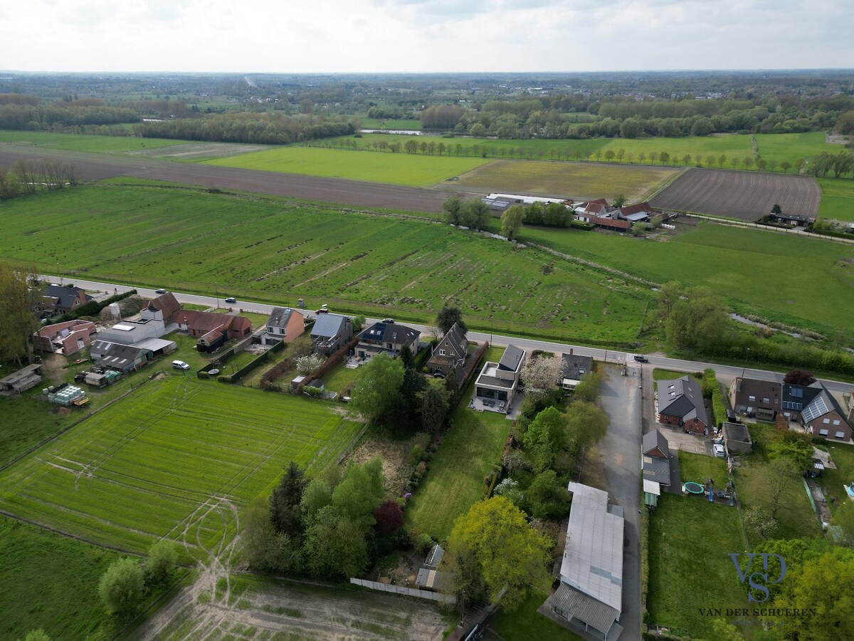 Karaktervolle villa, nabij centrum Merelbeke 