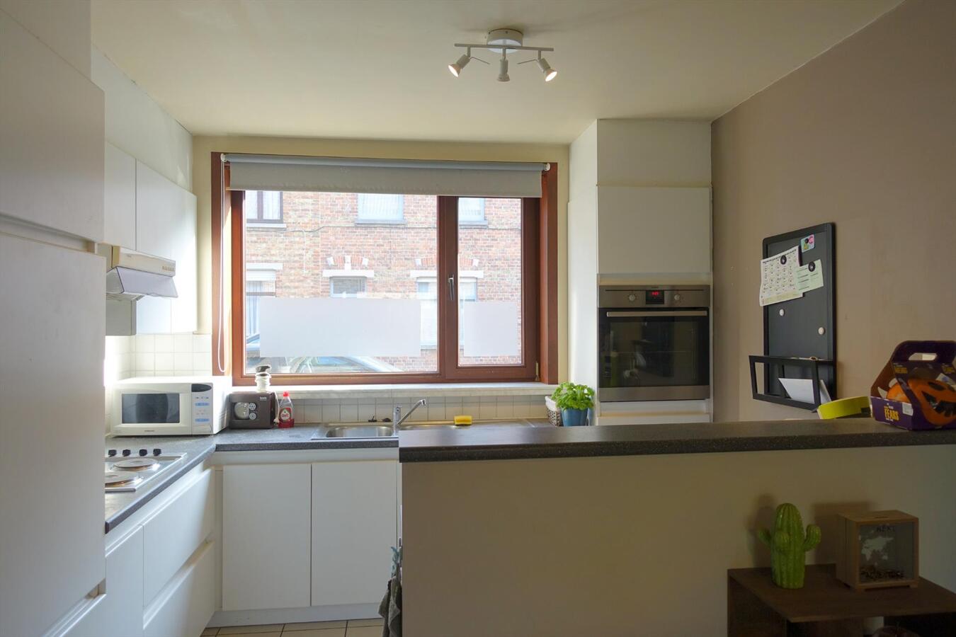 Gezellige rijwoning met tuin en een dubbele garage 