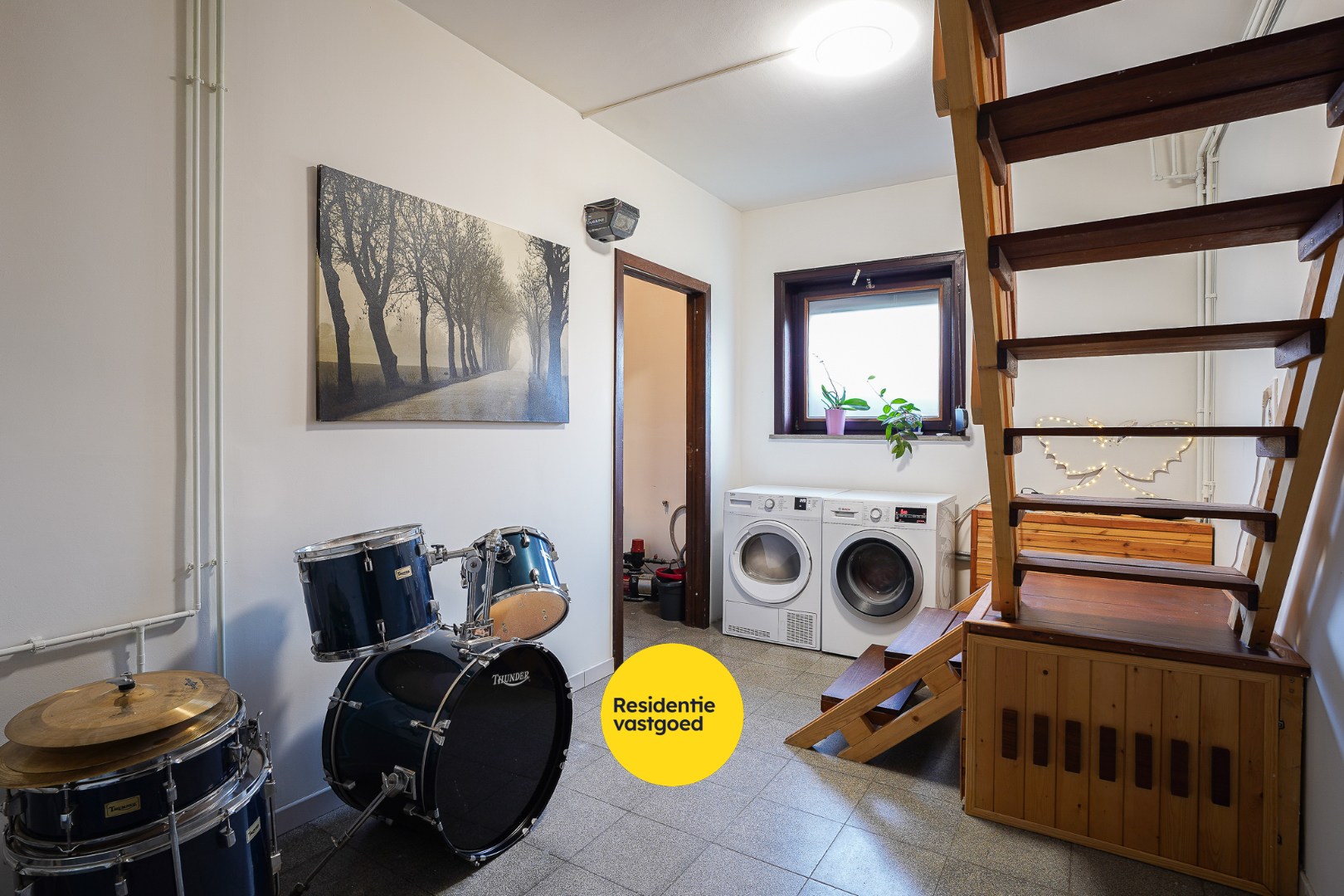 Woning met 5 slaapkamers in het centrum van Eernegem 