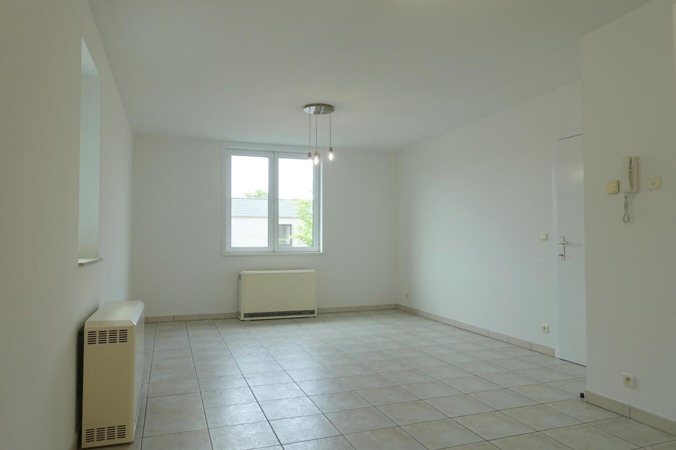 Lichtrijk appartement nabij centrum 