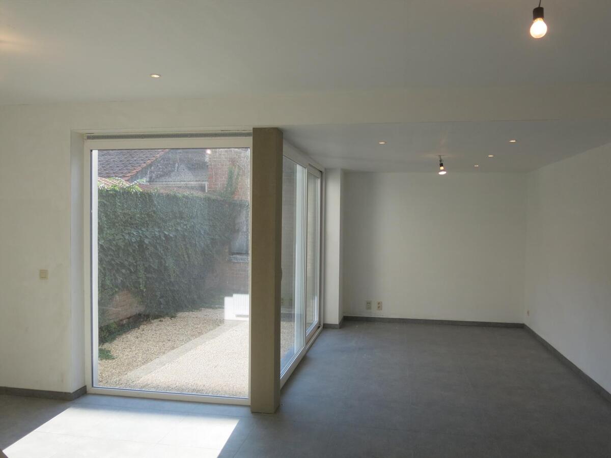 Verrassend ruime stadswoning met 4 slaapkamers en stadstuintje 