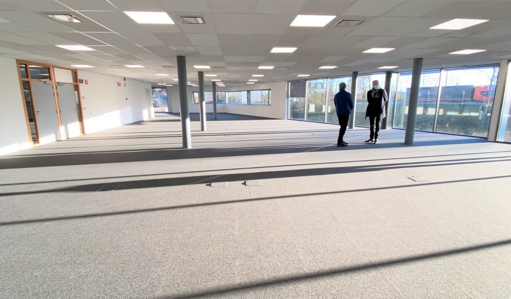 Standingvol kantorencomplex te huur langs E40 in Melle