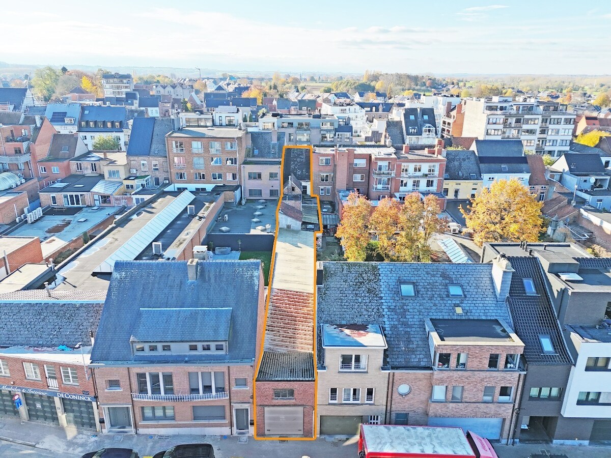 Projectgrond/af te breken handelspand centrum Zottegem 