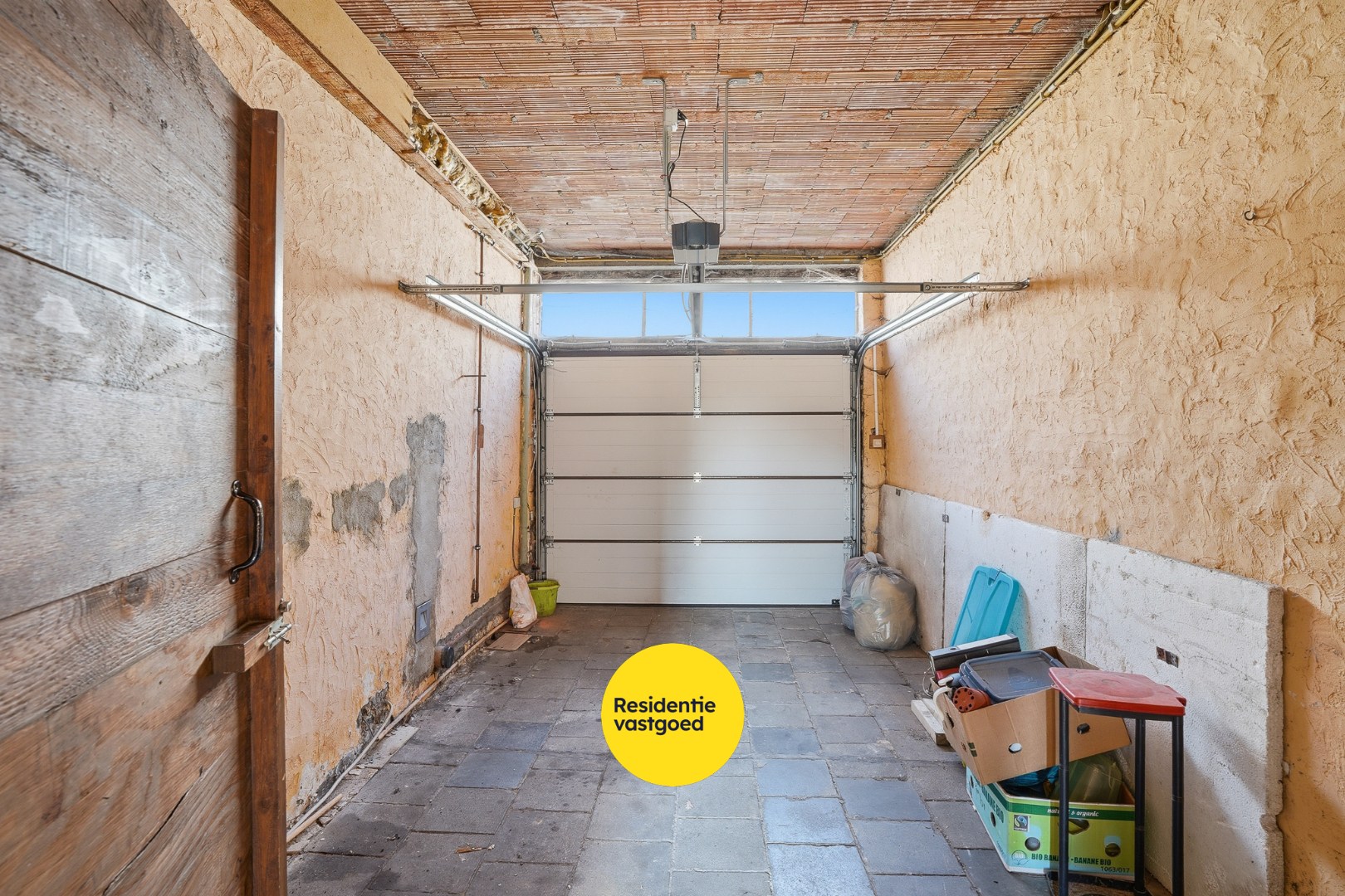 Te renoveren woning in centrum Eernegem 