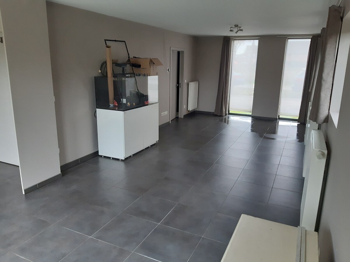 Tijdloze Half Open - rustig gelegen. 