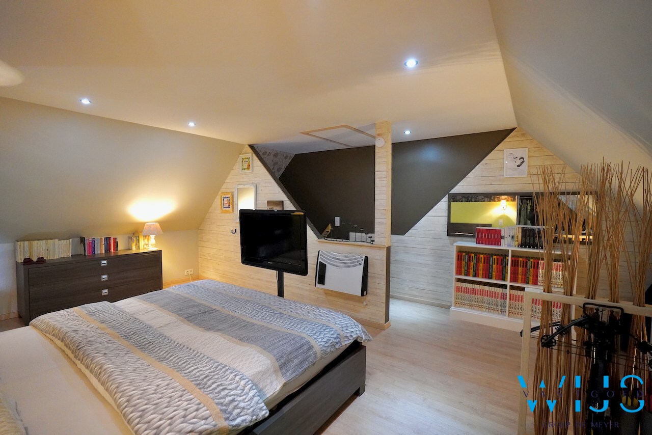 Instapklare halfopen bebouwing op rustige ligging in Doornzele/Evergem 