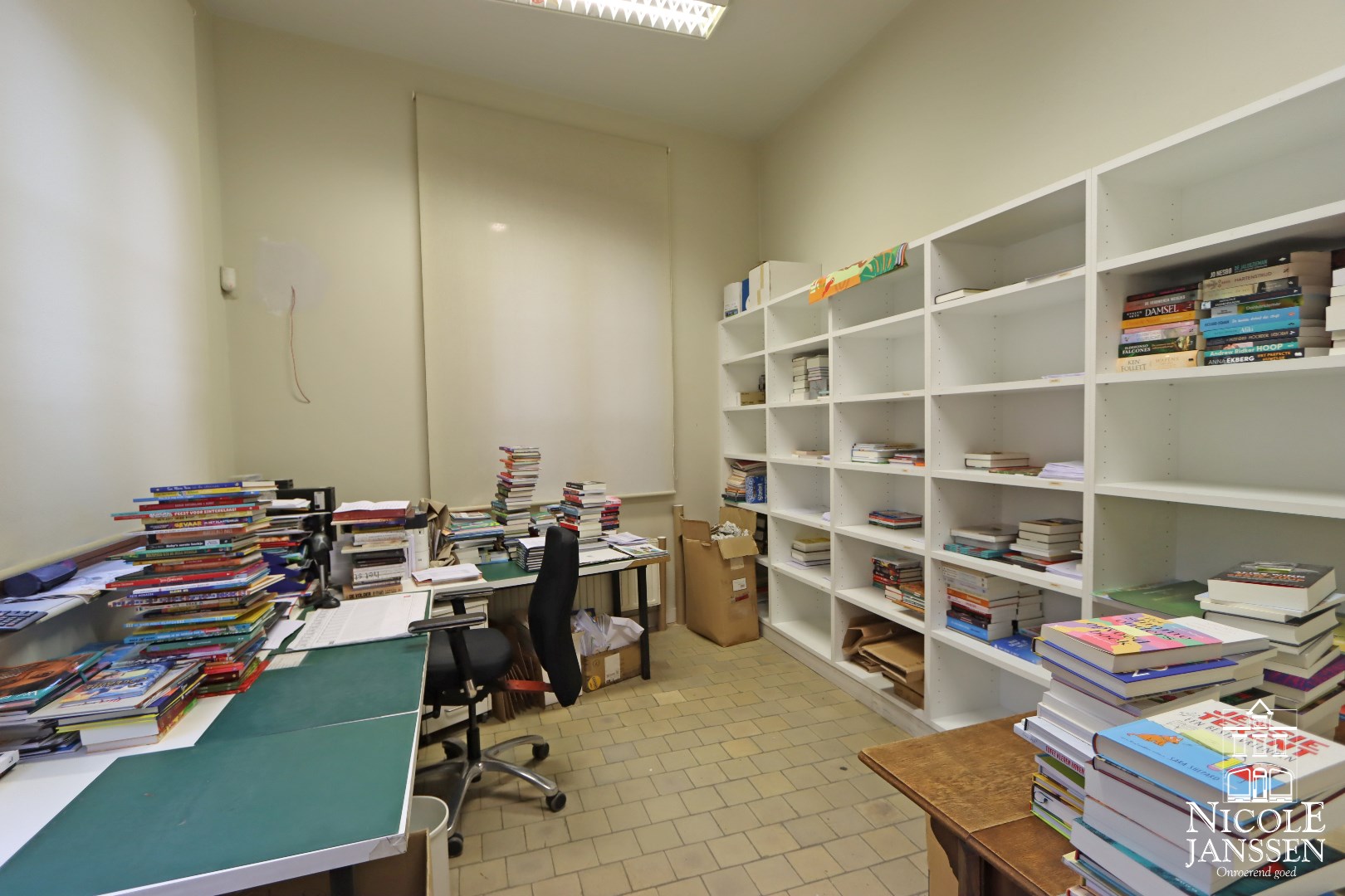 Gelijkvloers handelspand/kantoorruimte 