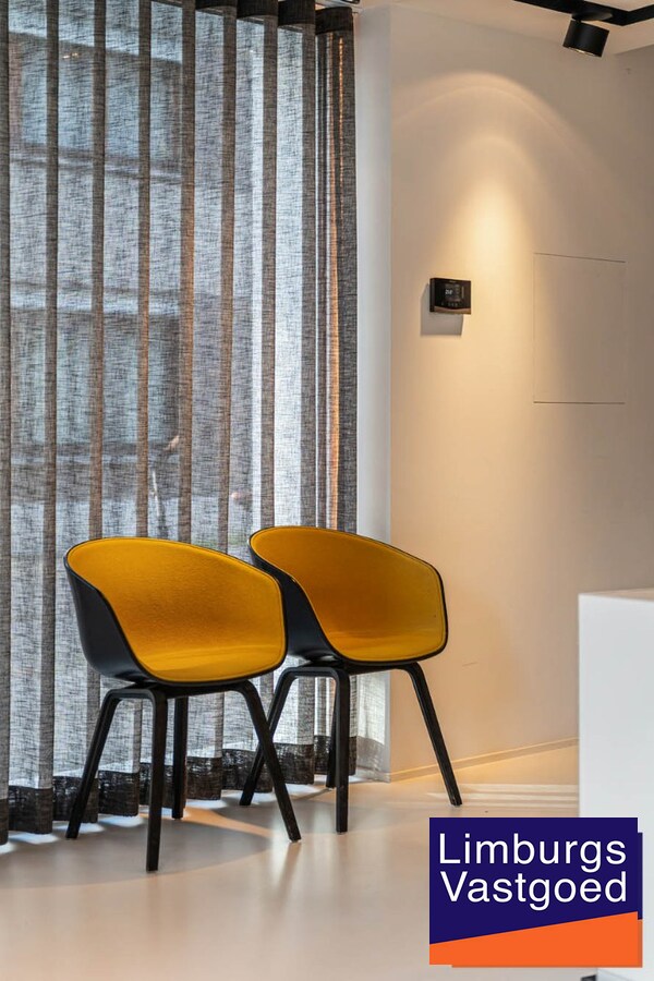 Modern instapklaar kantoor in Hasselt centrum met energielabel B, 