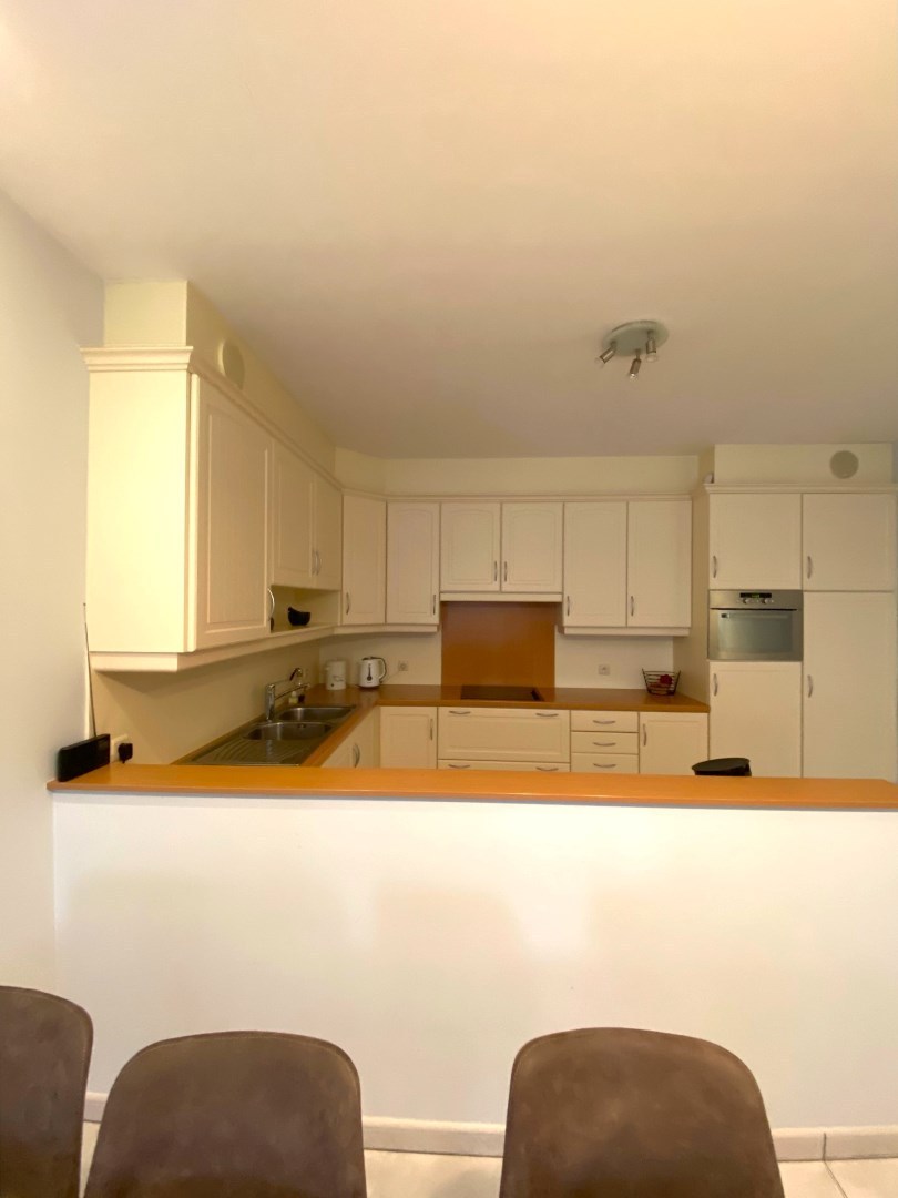 Zeer net gelijkvloers appartement met 2 slpks nabij centrum van Geel! 