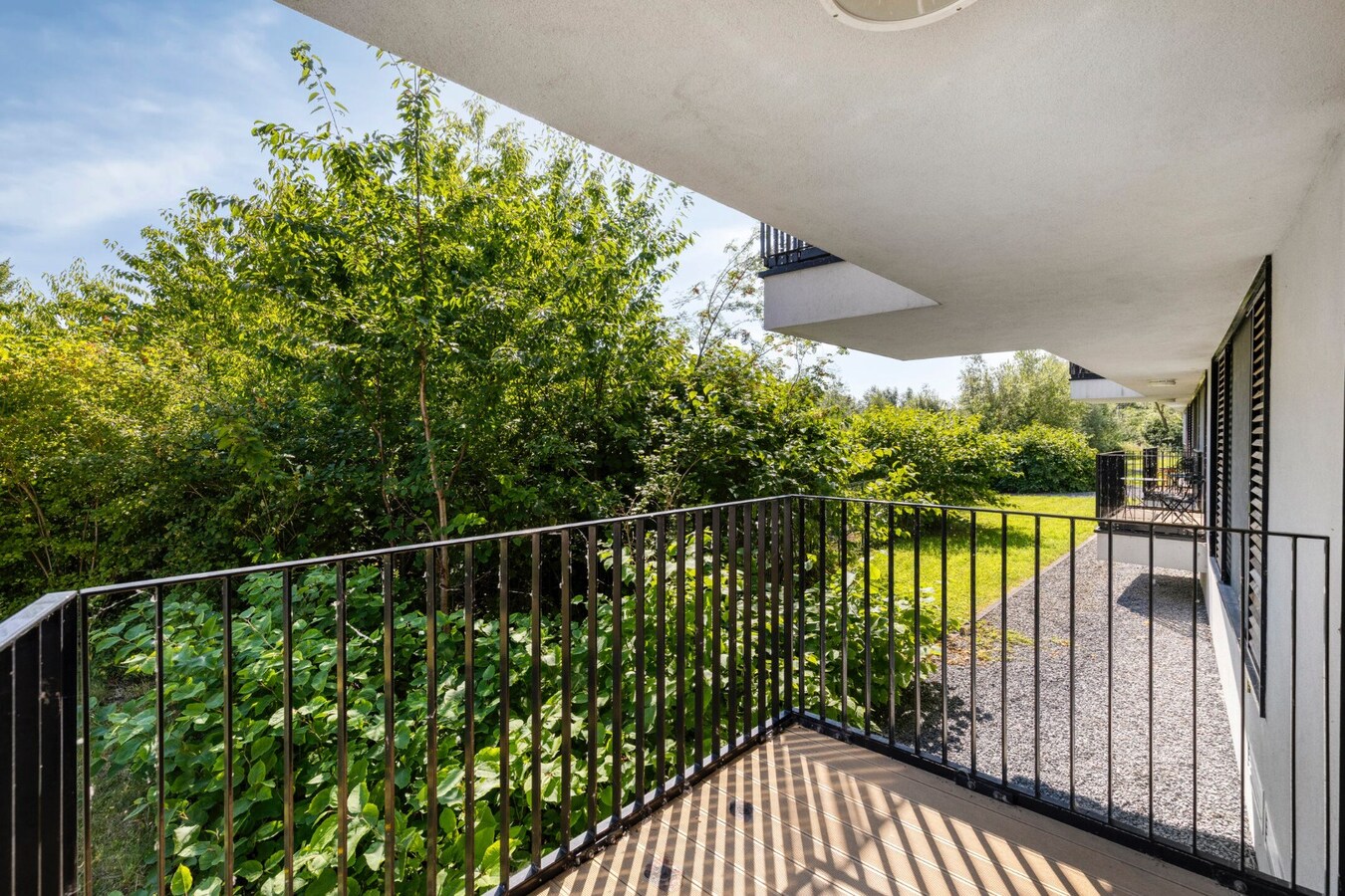 Res. Leiemeersen: instapklaar recent 3-slpks appartement nabij de Watersportbaan 
