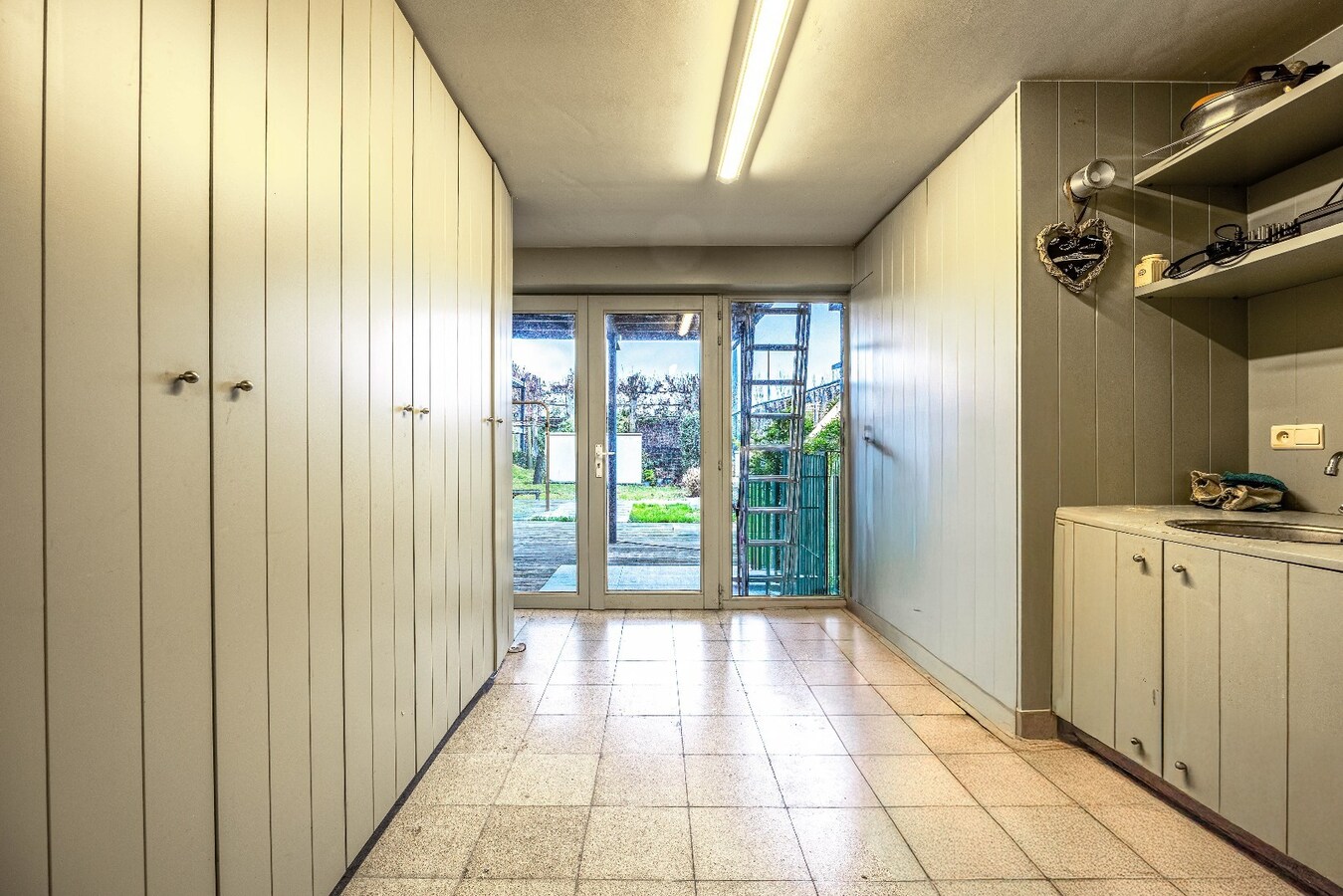 Prachtige woning met dubbele garage en tuin 