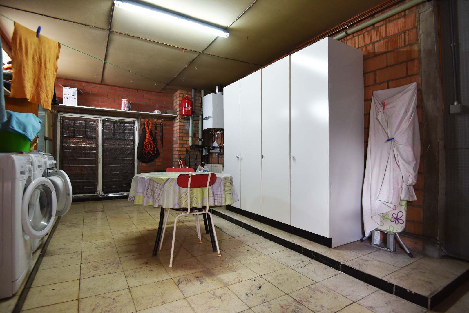 Op te frissen woning met 4 slpks en tuin  te Maldegem Kleit 