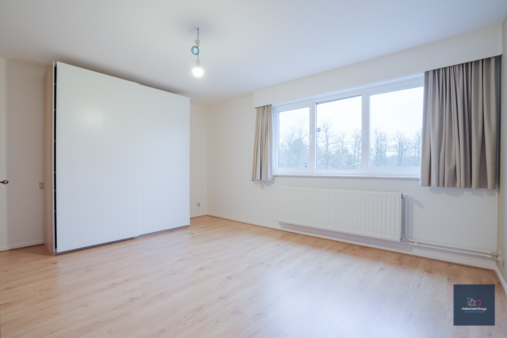 Ruime woning met zicht op het Claeys Bouüaertpark 