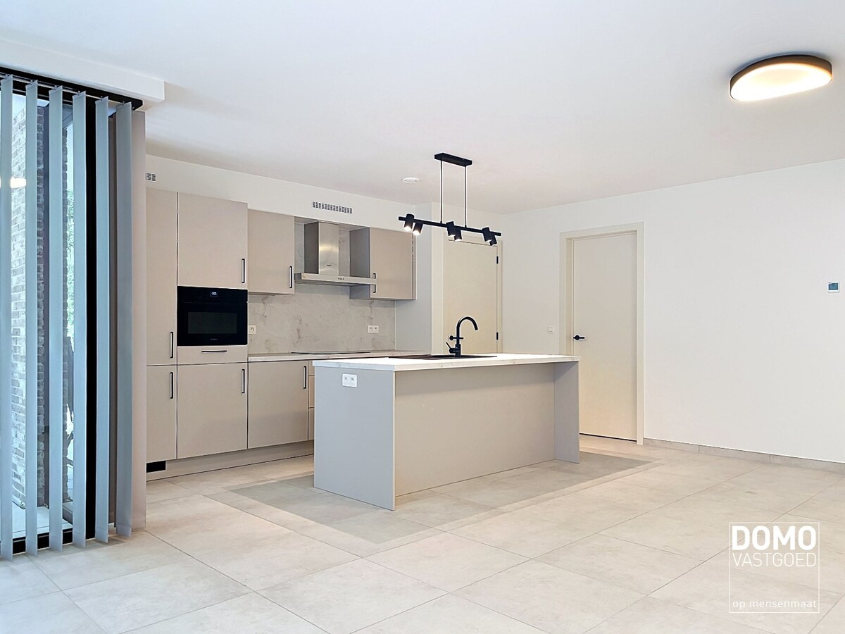 NIEUWBOUWAPPARTEMENT MET 2 SLAAPKAMERS EN TERRAS IN HET CENTRUM VAN HASSELT 