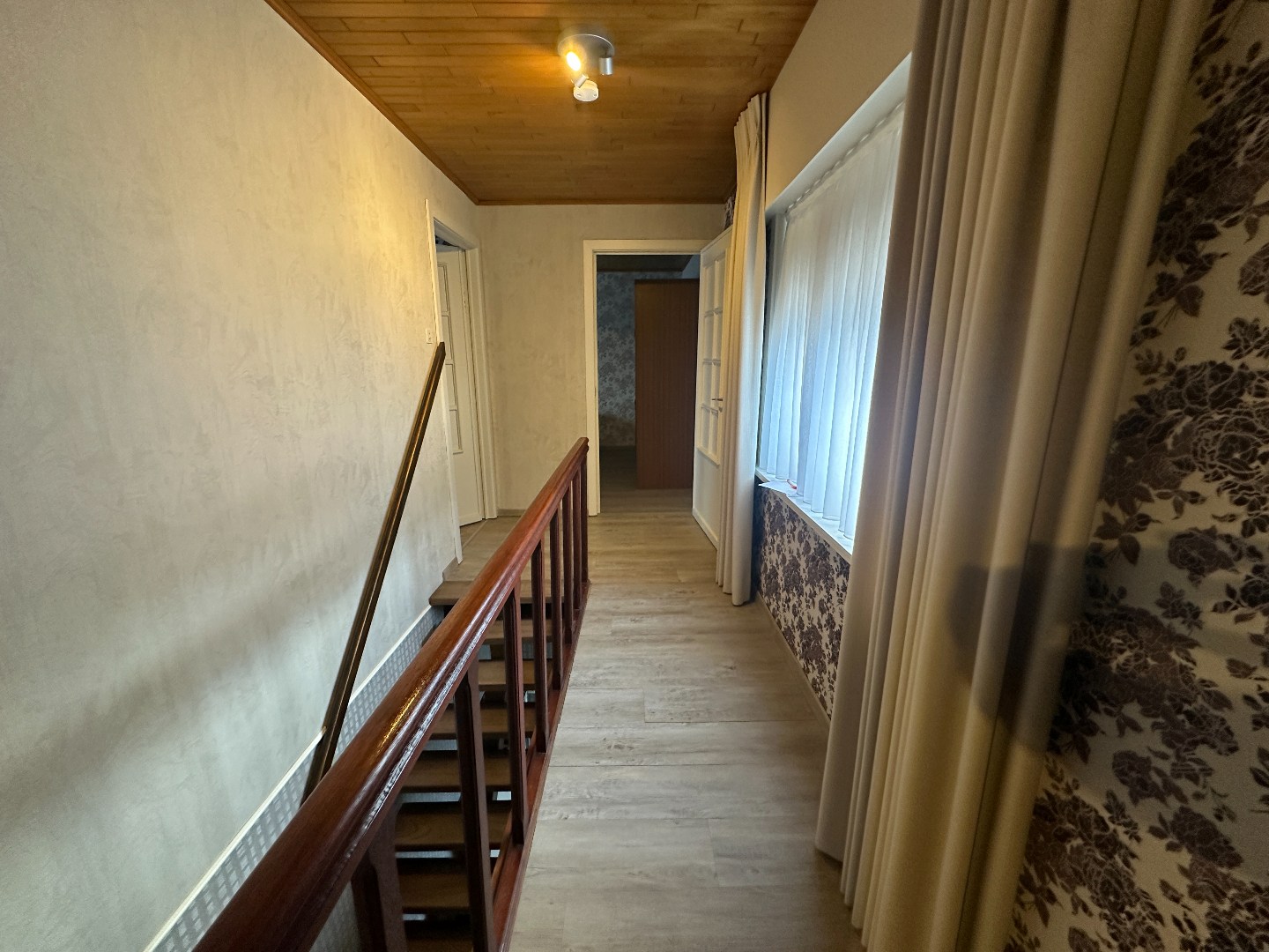 Rustige gelegen woning met 3 slpk, dubbele garage, tuin én landelijk open zicht, Ichtegem 