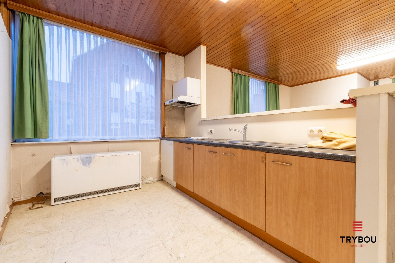 Ruime hoekwoning met tuin te Houthulst 