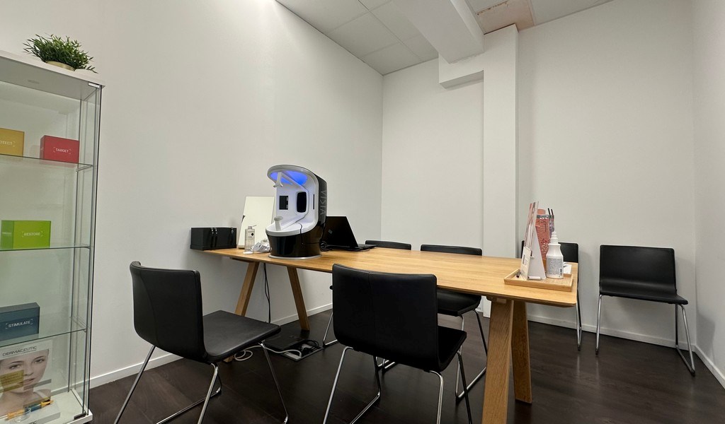 Instapklare kantoor/praktijkruimte te huur aan Coupure in Gent