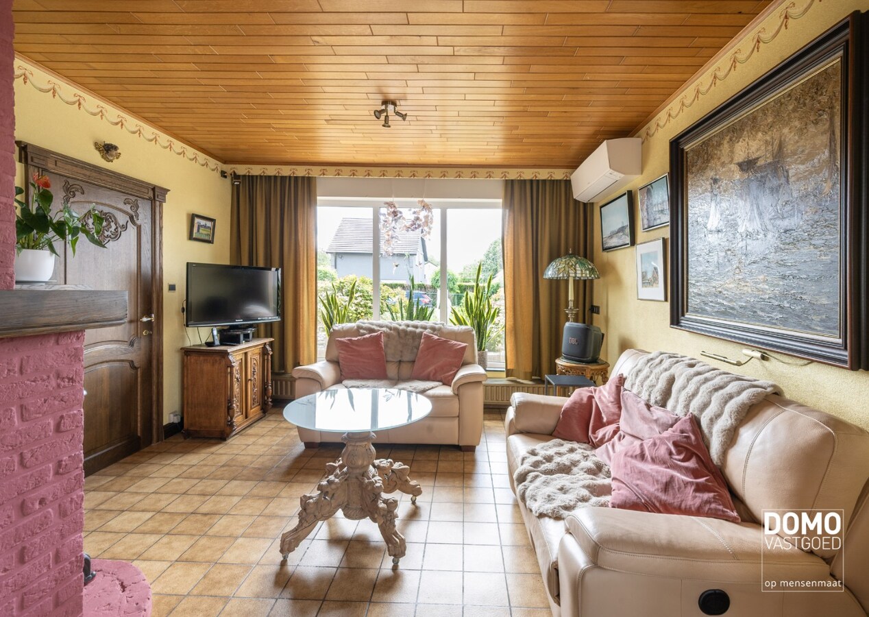 RUSTIG GELEGEN, RUIME WONING MET 4 SLAAPKAMERS, TUIN &amp; AANGRENZENDE STUDIO MET ENERGIELABEL D GELEGEN IN ALKEN 