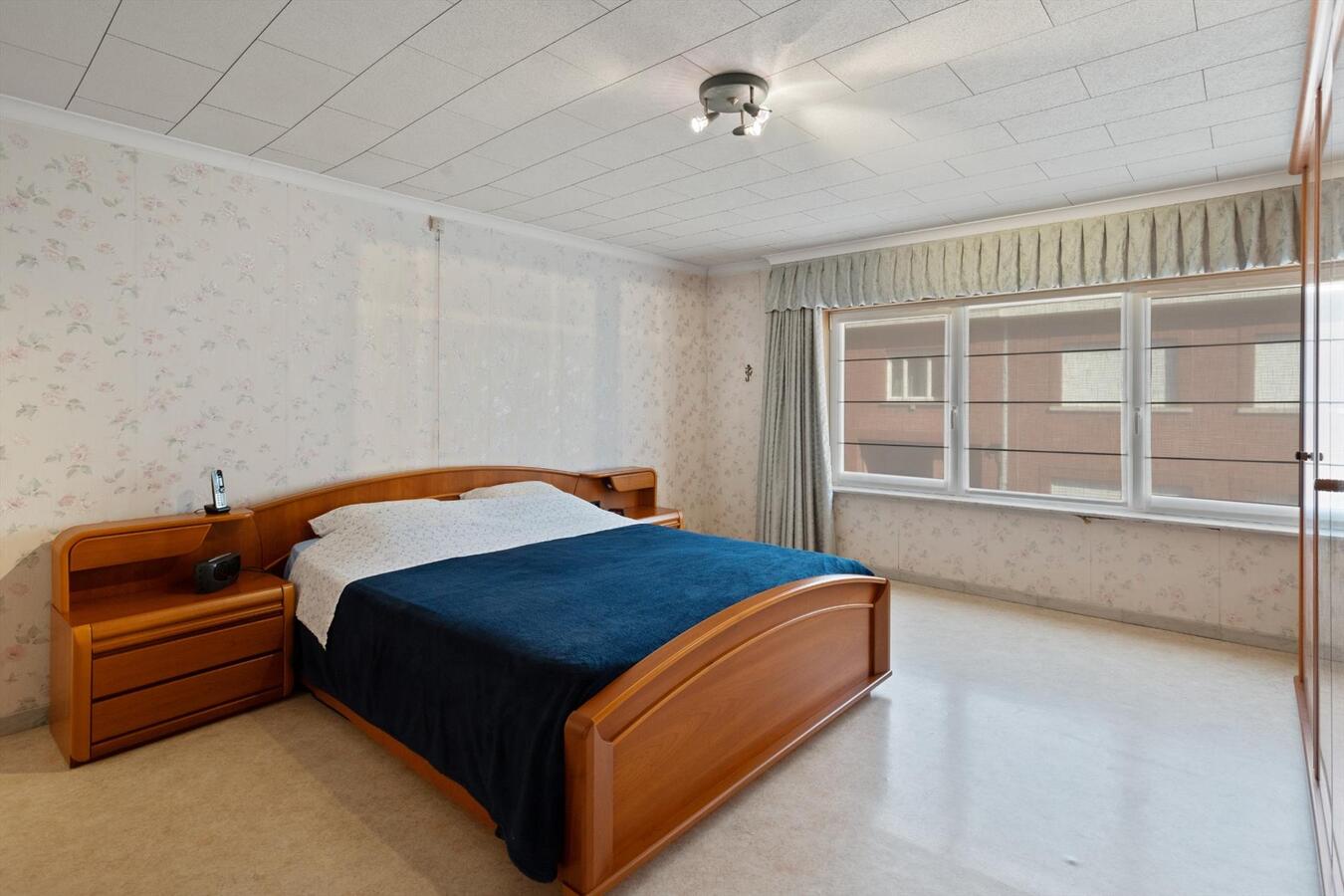 Ruime halfopen woning met 5 slaapkamers in het Centrum van Houthulst 