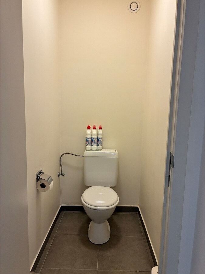 Gelijkvloers appartement mét ruim terras en garage 