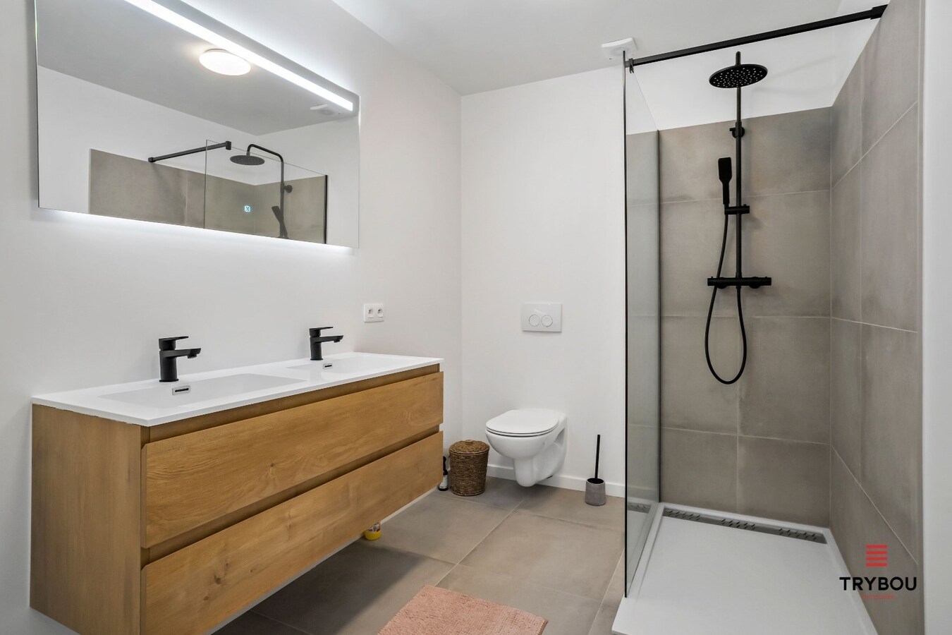 Recent gerenoveerde woning aan de stadsrand van Brugge 