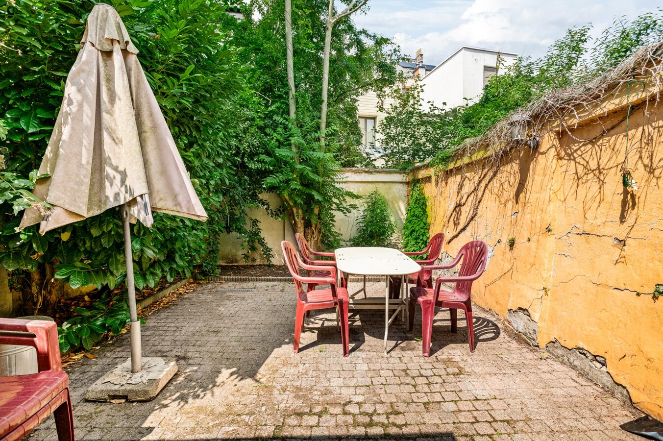 Charmante woning met stadstuin én garage te Zurenborg! 