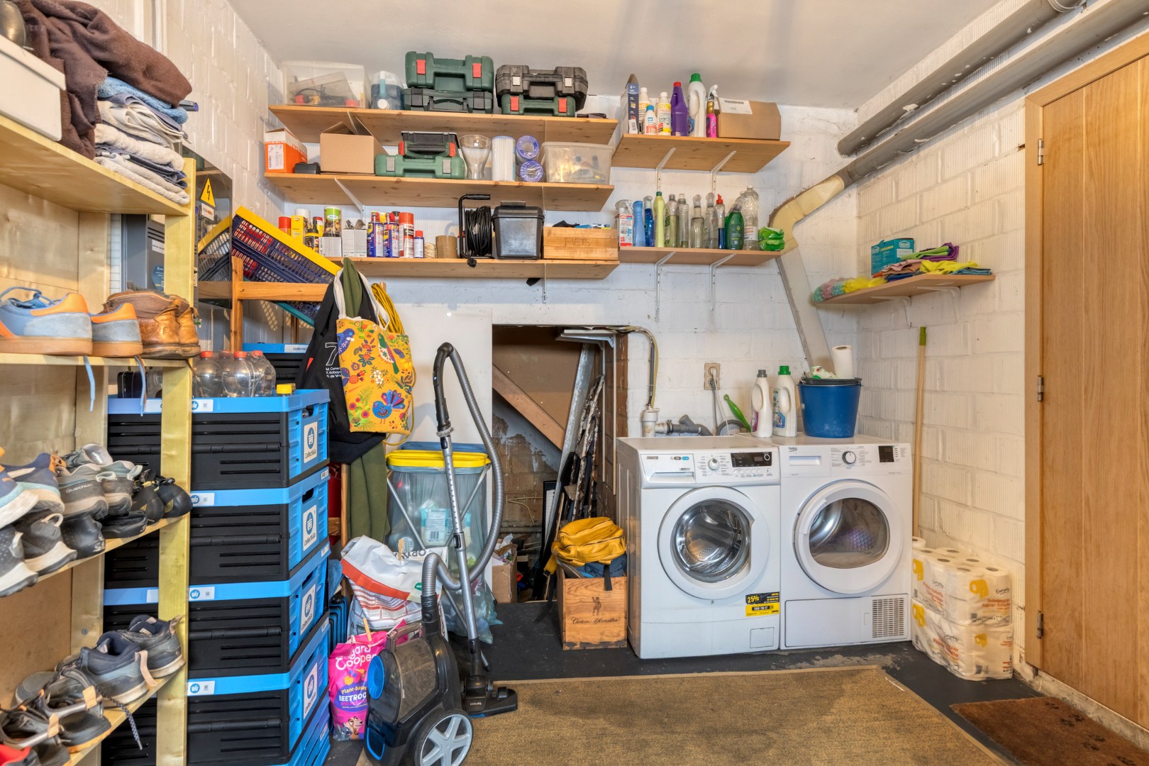 Halfopen bebouwing met 5 slaapkamers, garage en tuin in Kessel-Lo! – EPC 166 kWh/m² - bewoonbare opp. 180 m² 